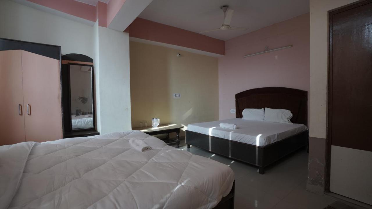 Hotel Mohan By Wb Inn Agra  Extérieur photo